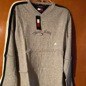 Tommy Jeans Men’s Shirt - Long Sleeve